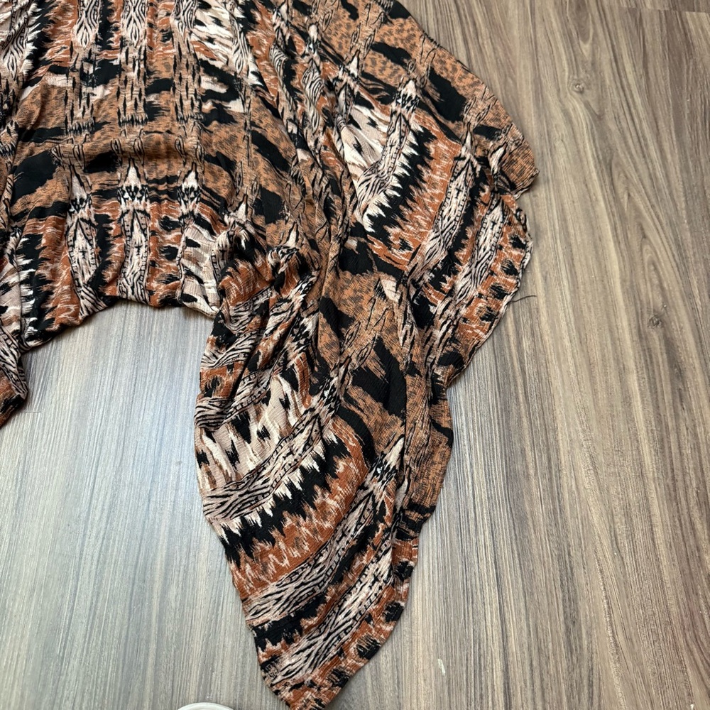 Vici Shaine Brown Pattern Sleeveless Asymmetrical Jumpsuit Size M - Picture 10 of 11